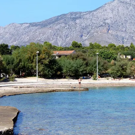 Guest house Apartments And Rooms By The Sea Sucuraj, Hvar - 4029 Sucuraj