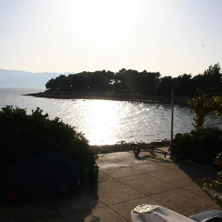 Apartments And Rooms By The Sea Sucuraj, Hvar - 4029 3*