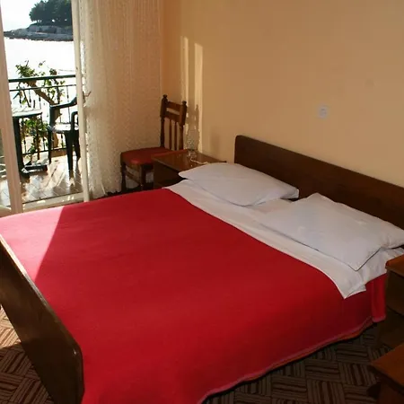 Apartments And Rooms By The Sea Sucuraj, Hvar - 4029