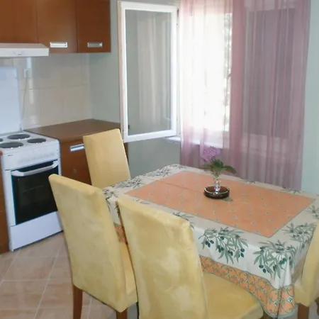 Guest house Apartments And Rooms By The Sea Sucuraj, Hvar - 4029 Sucuraj