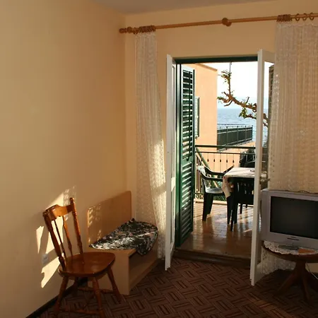 Apartments And Rooms By The Sea Sucuraj, Hvar - 4029 Guest house 3*