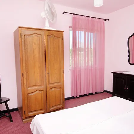 Apartments And Rooms By The Sea Sucuraj, Hvar - 4029 Sucuraj