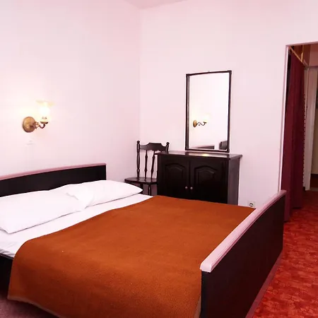 Apartments And Rooms By The Sea Sucuraj, Hvar - 4029